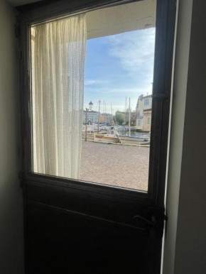 L Atelier, studio au petit port de Martigues